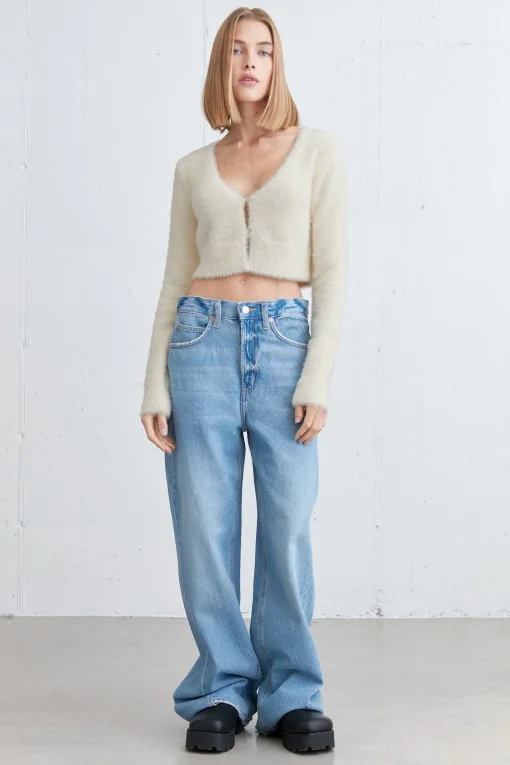 CROPPED FUZZY CARDIGAN