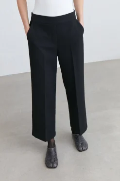 CROPPED HALF ELASTIC WAIST PANT