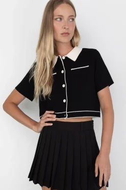 CROPPED KNIT CONTRAST TRIM TOP