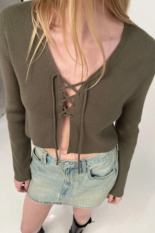 CROPPED LACE-UP CARDIGAN