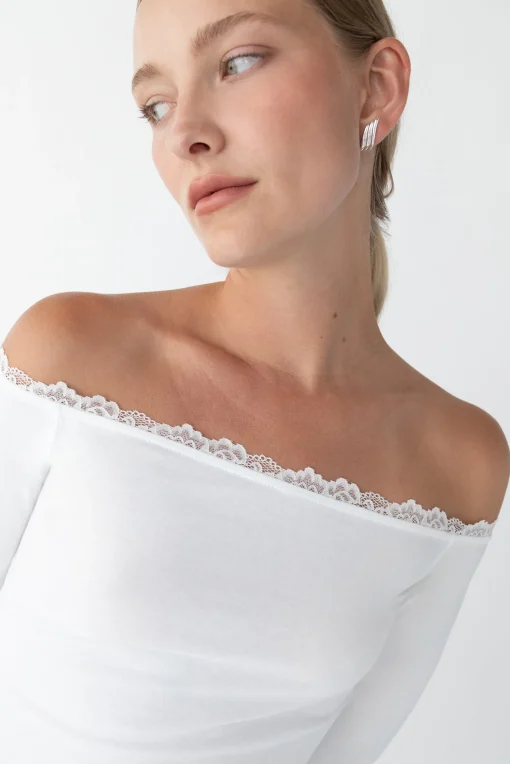 CROPPED OFF THE SHOULDER TOP WITH LACE TRIM