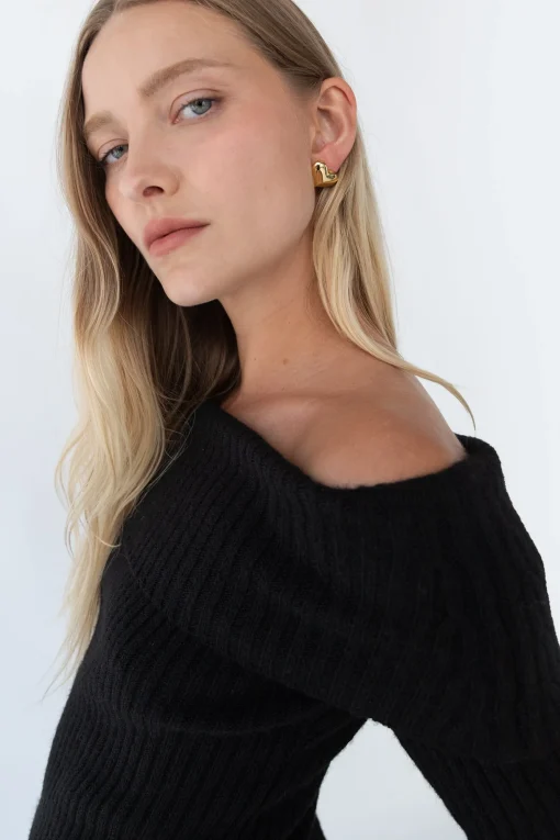 CROPPED OFF THE SHOULDER SWEATER