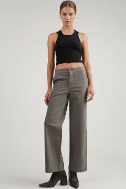 CROPPED RIBBED TANK