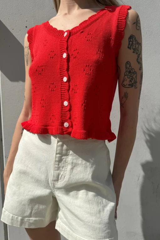 CROPPED SCALLOPED KNIT TANK