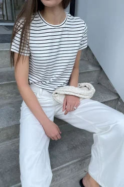CROPPED STRIPED T-SHIRT