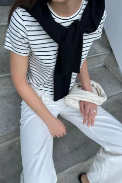 CROPPED STRIPED T-SHIRT