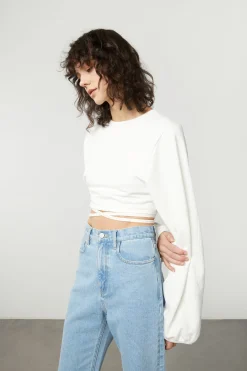 CROPPED TOP WITH OPEN BACK