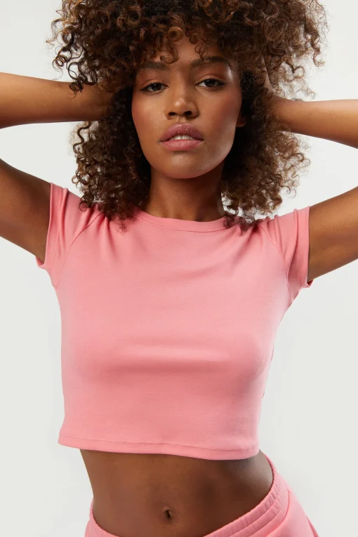 CROPPED T-SHIRT