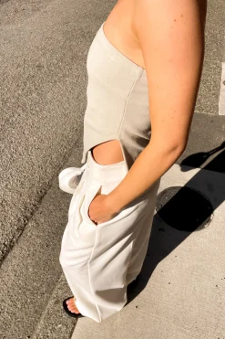 CROPPED TUBE TOP WITH SIDE SLIT