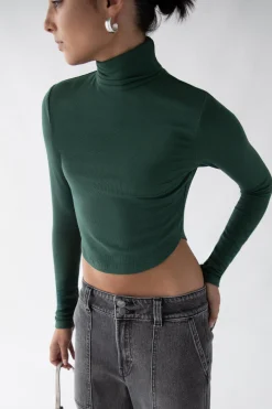 CROPPED TURTLENECK TOP