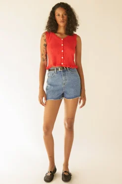 CUT OFF DENIM SHORTS