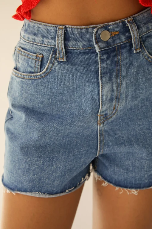 CUT OFF DENIM SHORTS