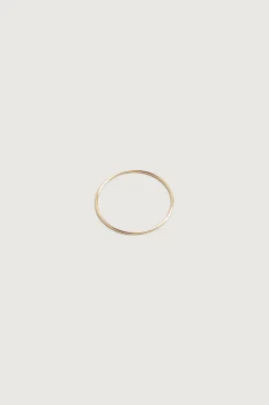 DELICATE RING