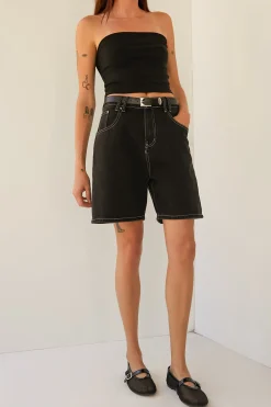 DENIM SHORTS WITH LEATHER BELT