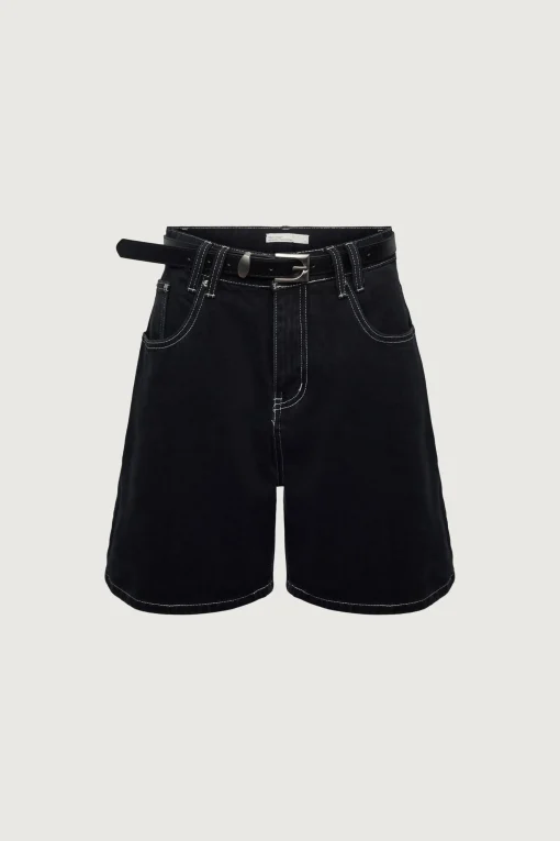 DENIM SHORTS WITH LEATHER BELT