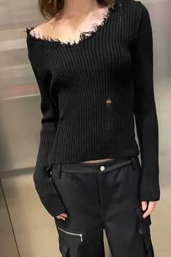 DISTRESSED V-NECK SWEATER