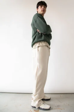 ELASTIC WAIST NYLON PANT