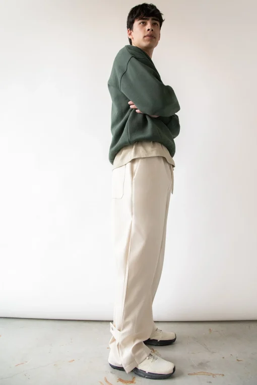 ELASTIC WAIST NYLON PANT