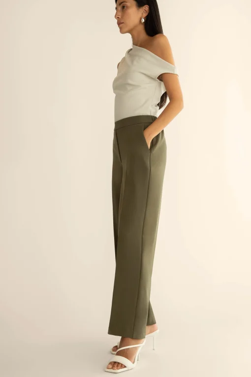 ELASTIC WAIST TAPERED PANT