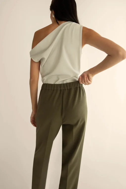 ELASTIC WAIST TAPERED PANT