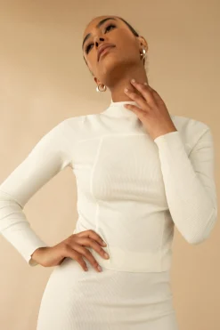 EXPOSED SEAM MOCKNECK TOP