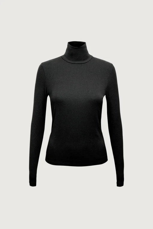 FINE KNIT TURTLENECK TOP