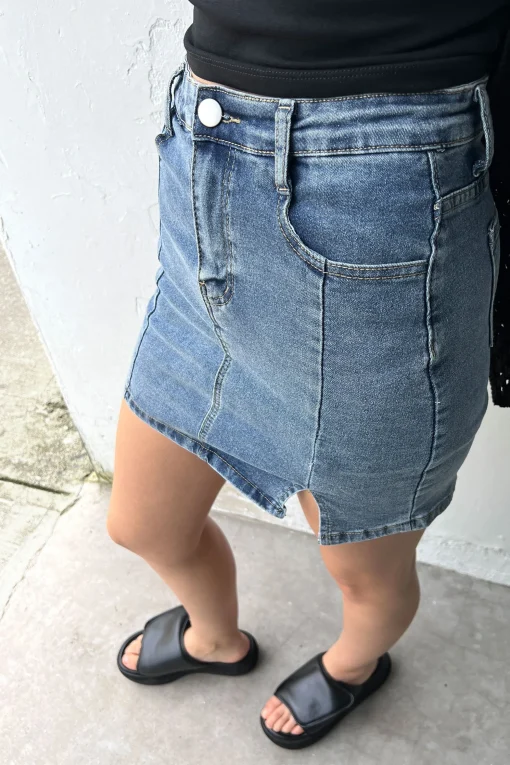 FITTED JEAN MINI JEAN SKIRT