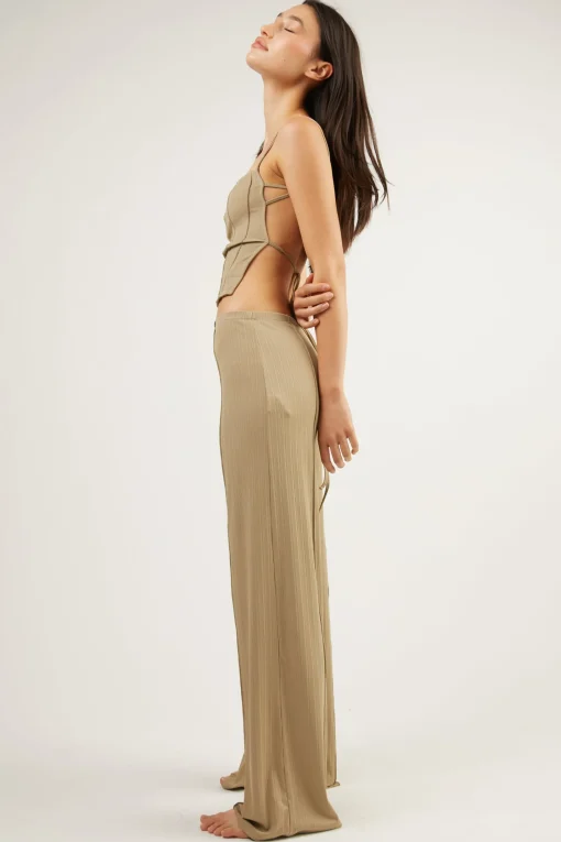 FLARED PANT WITH STITCH DETAILS