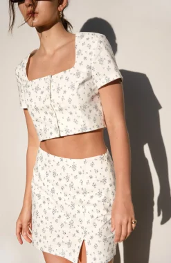 FLORAL TOP