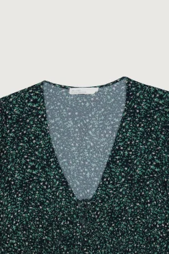 FLORAL V-NECK BLOUSE