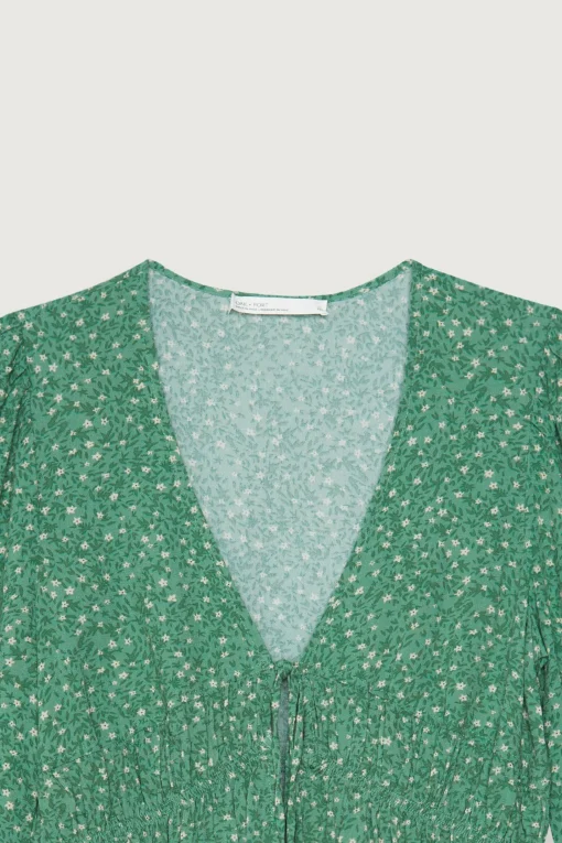 FLORAL V-NECK BLOUSE
