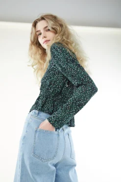 FLORAL V-NECK BLOUSE