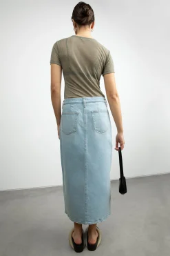 FRONT SLIT DENIM MIDI SKIRT