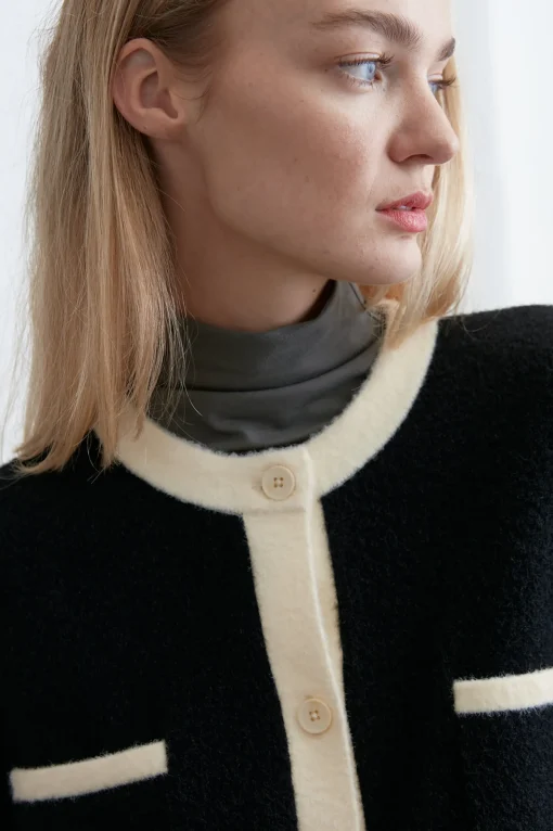 FUZZY COLOUR BLOCK CARDIGAN