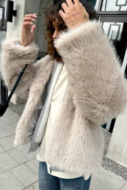 FUZZY JACKET