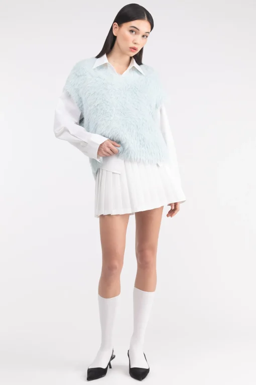 FUZZY SWEATER VEST