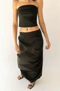 GATHERED DETAIL COLUMN MAXI SKIRT