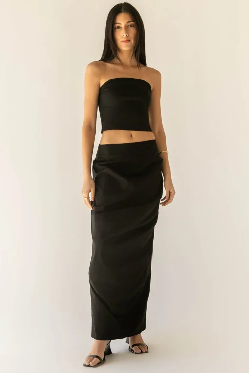 GATHERED DETAIL COLUMN MAXI SKIRT