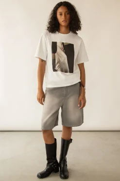 GRAPHIC PRINT T-SHIRT