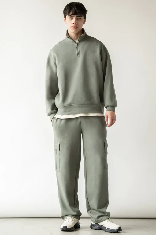 HALF-ZIP SWEATSHIRT