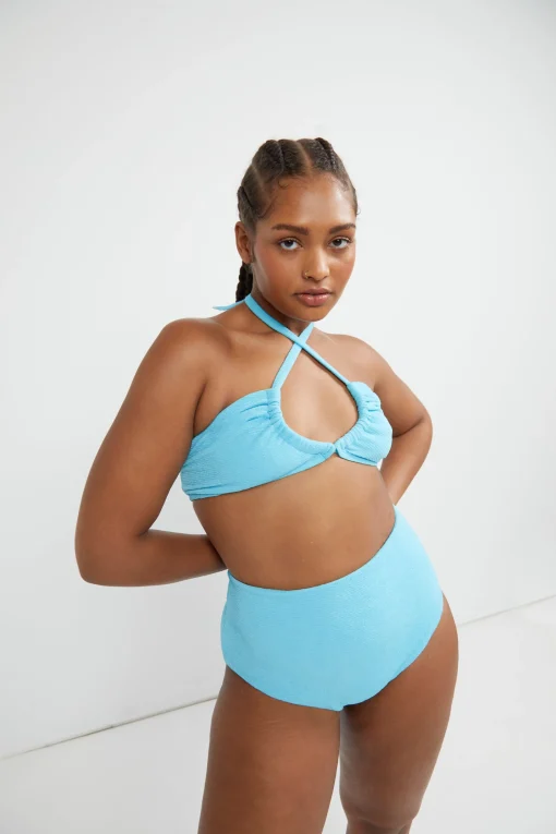 HALTERNECK BIKINI TOP