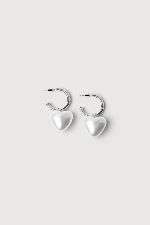 HEART PEARL HOOPS