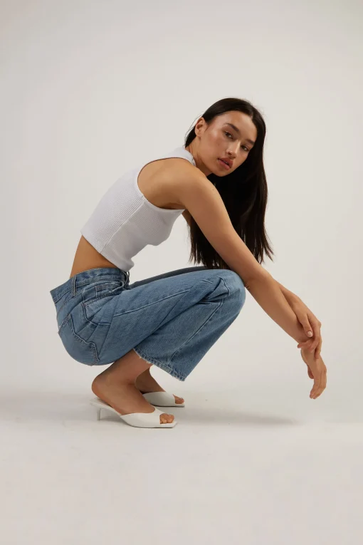 HEELED MULE