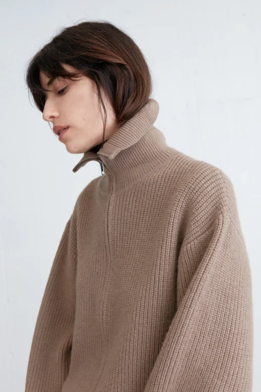 HIGH NECKLINE ZIP UP SWEATER