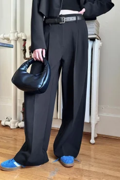 HIGH-RISE WIDE LEG SUITING PANT
