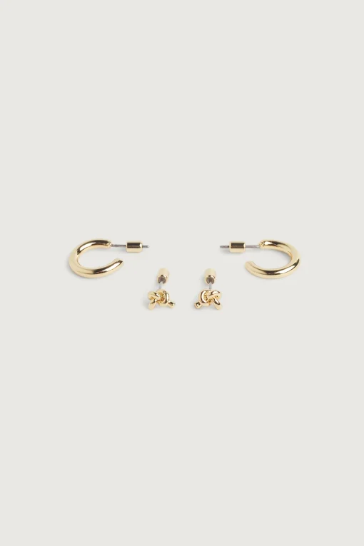 HOOP AND KNOT STUD EARRING SET