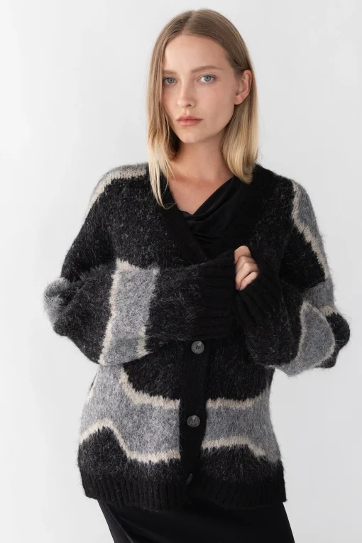 INTARSIA KNIT CARDIGAN