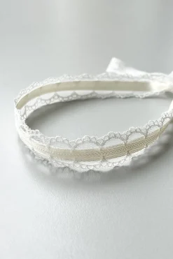 IVORY LACE TIE CHOKER