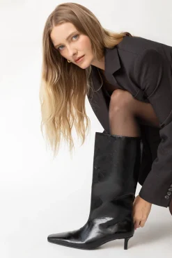 KNEE HIGH BOOT