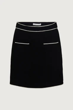 KNIT MINI SKIRT